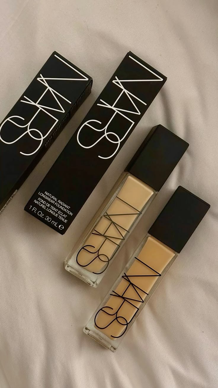 NARS Natural Radiant Longwear Foundation