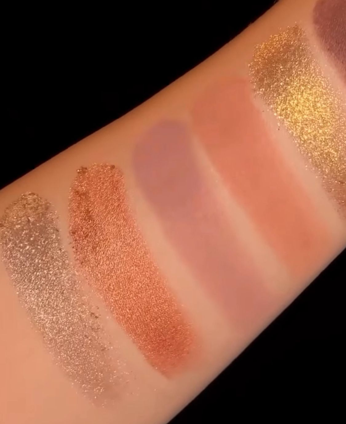 HudaMoji Empowered Pallet